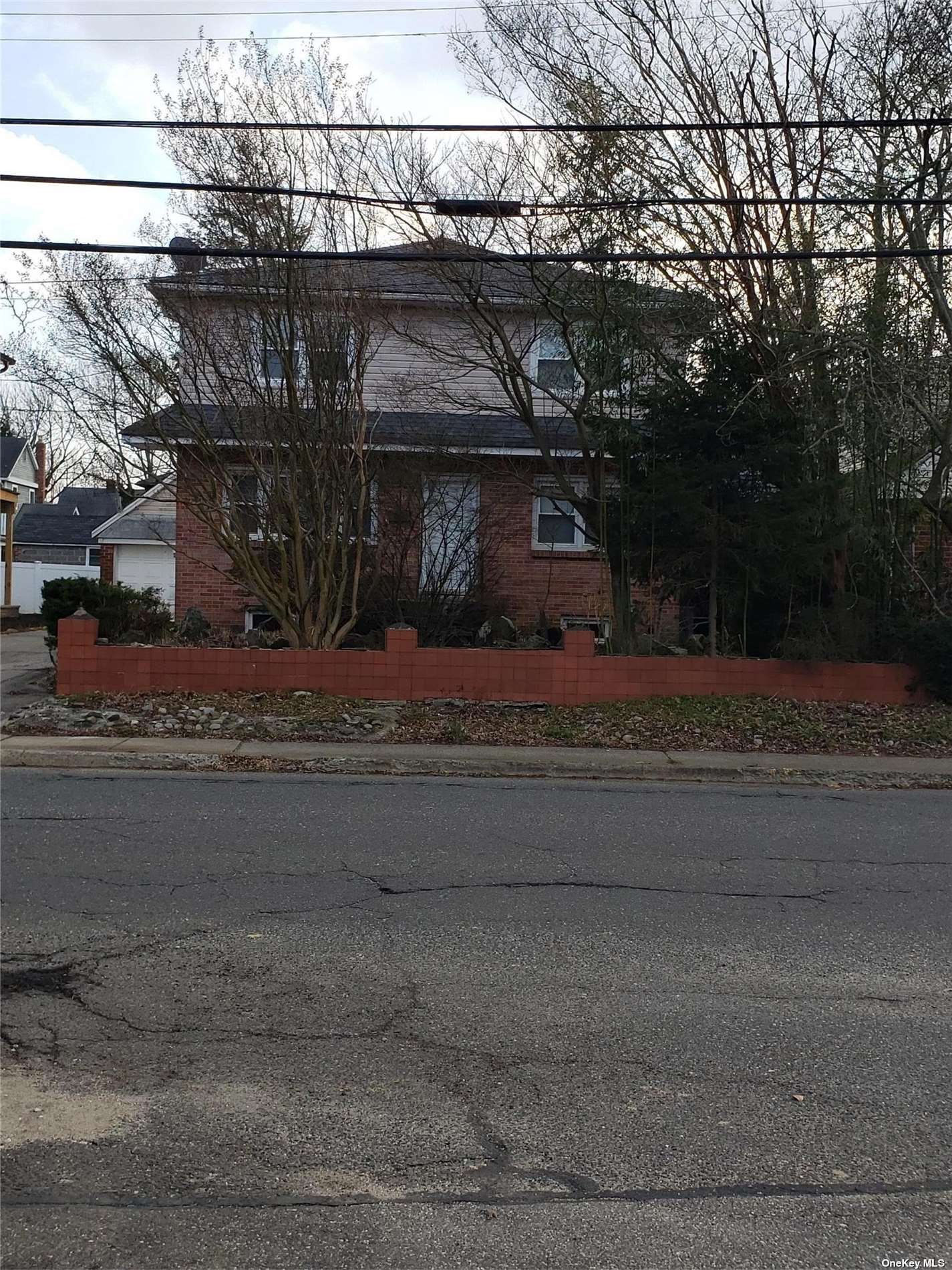 90 Bayview Avenue, Manhasset, NY 11030 Compass