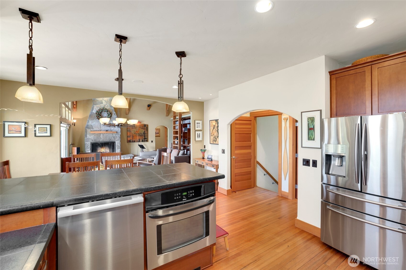 7011 Cooper Point Road Northwest Olympia, WA 98502 - Photo 15 of 40