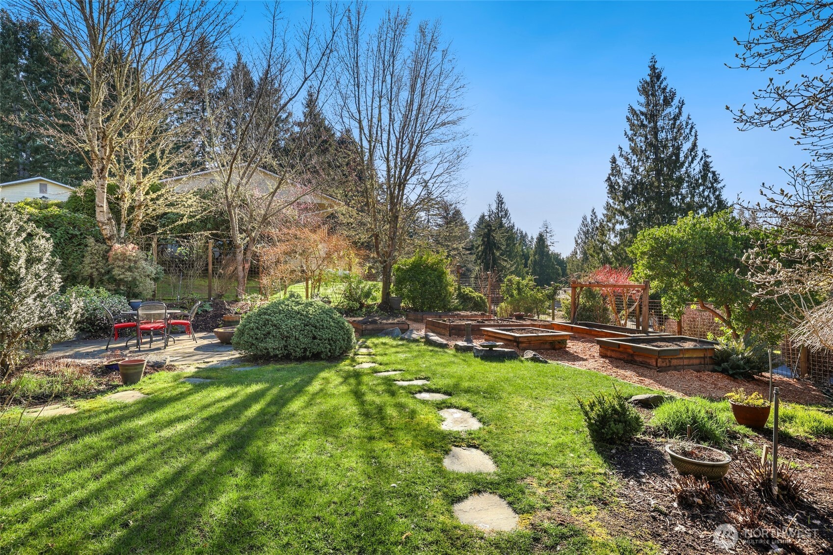 7011 Cooper Point Road Northwest Olympia, WA 98502 - Photo 29 of 40
