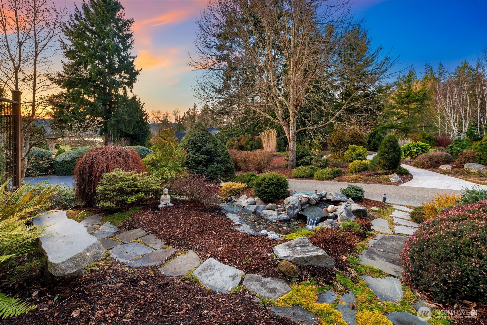 7011 Cooper Point Road Northwest Olympia, WA 98502 - Photo 32 of 40