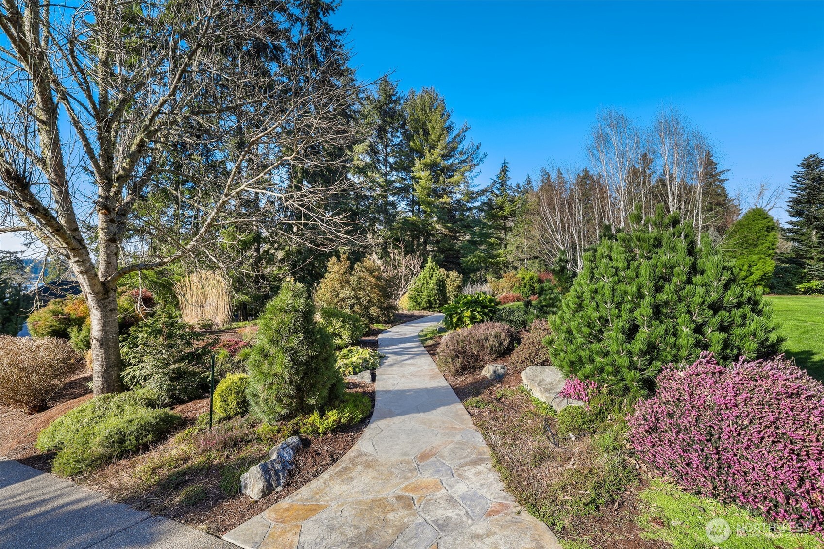 7011 Cooper Point Road Northwest Olympia, WA 98502 - Photo 34 of 40