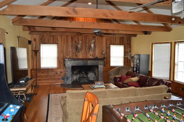 $640,000 | 16131 Highway 19, Lamont, FL 32336