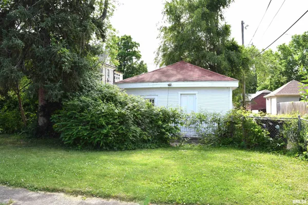 $169,900 | 1503 West Callender Avenue, Peoria, IL 61606