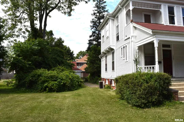 $169,900 | 1503 West Callender Avenue, Peoria, IL 61606