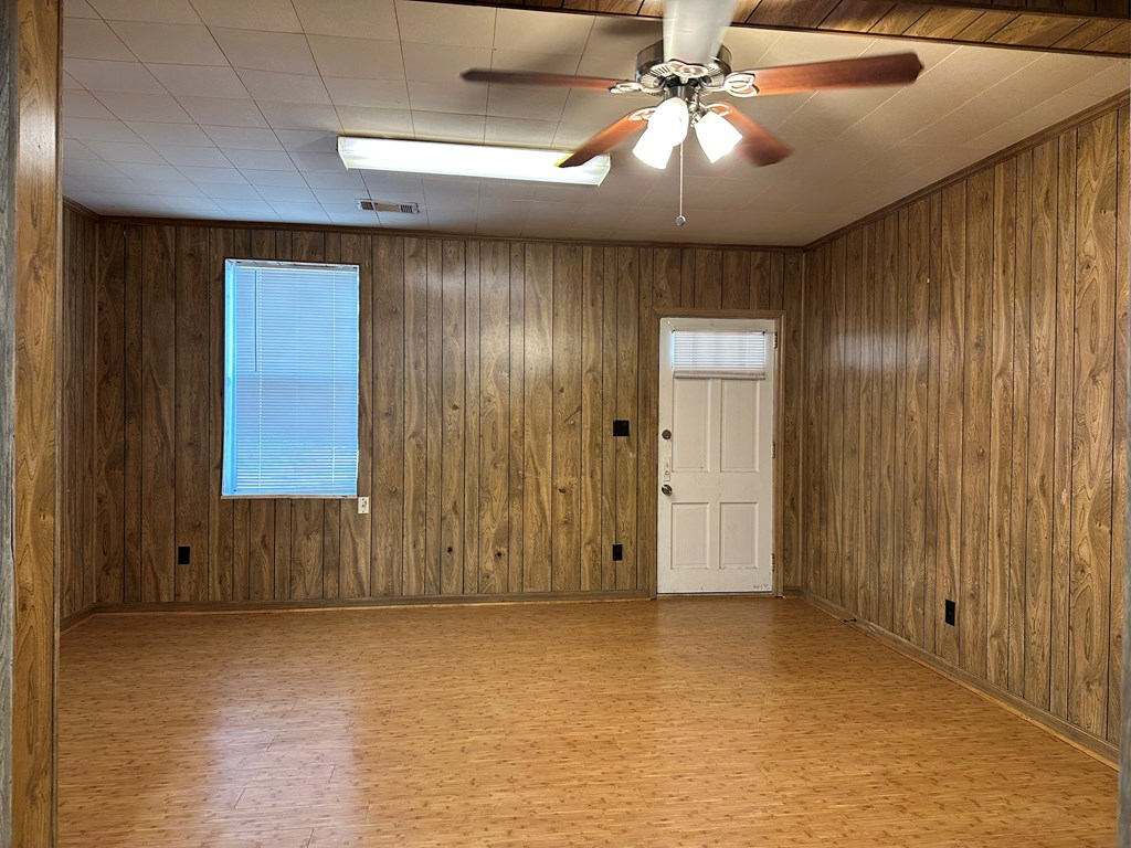 4008 Maple Circle Columbus, GA 31904 - Photo 4 of 14