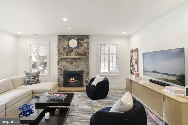 $1,300,000 | 201 Wolf Lane, Ambler, PA 19002