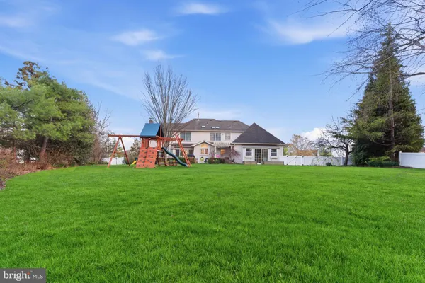 $1,300,000 | 201 Wolf Lane, Ambler, PA 19002