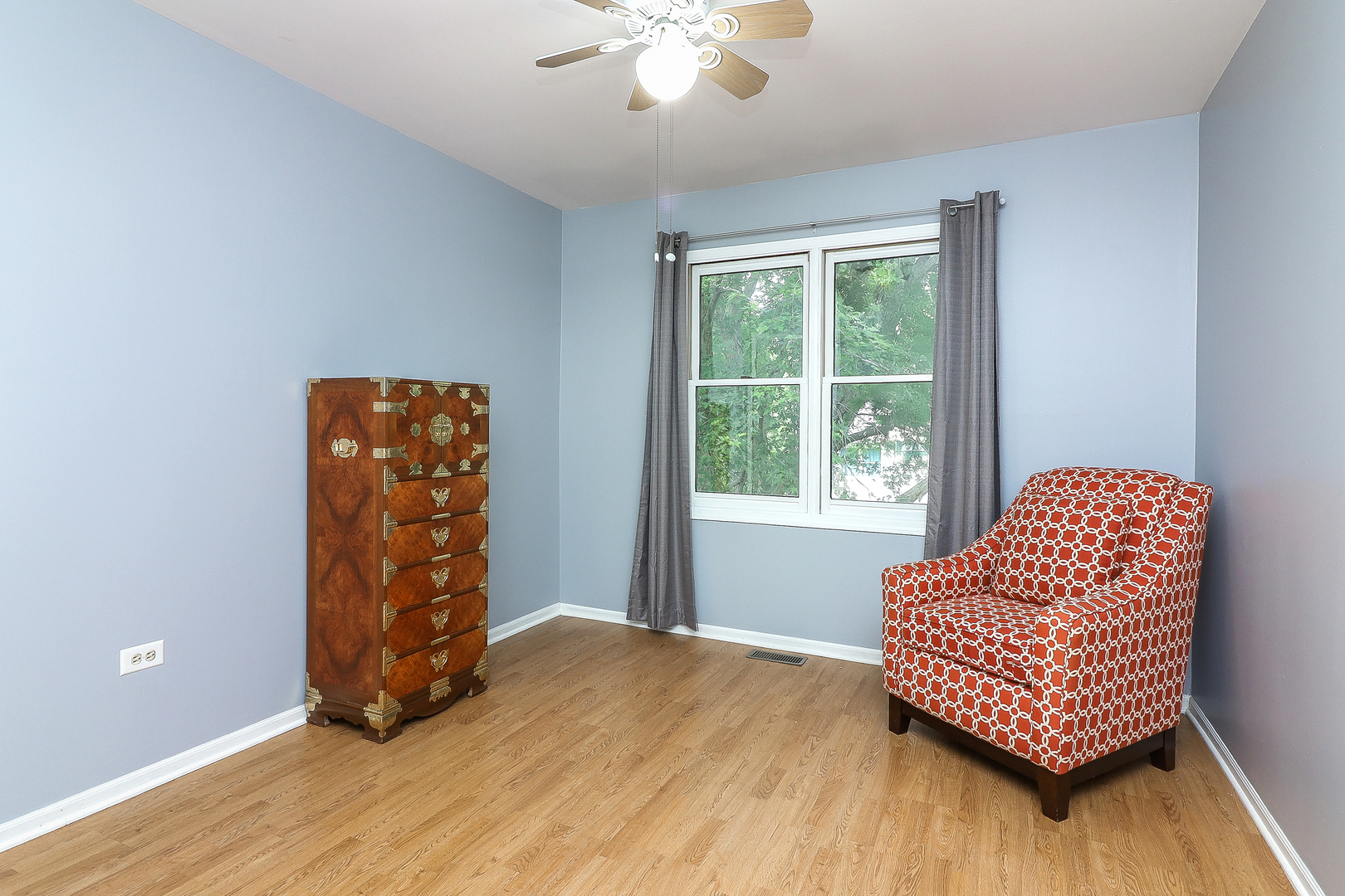 3 Hickory Oaks Court Bolingbrook, IL 60490 - Photo 14 of 21 a living room with furniture and a window