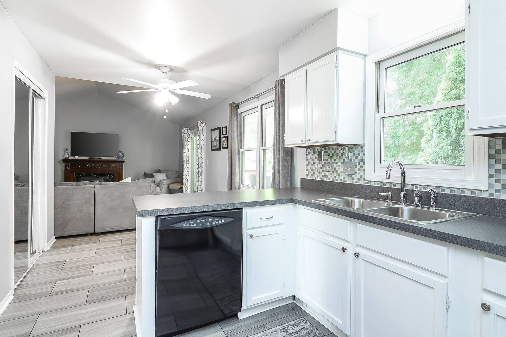 3 Hickory Oaks Court Bolingbrook, IL 60490 - Photo 6 of 21 a kitchen with a sink stove top oven and refrigerator