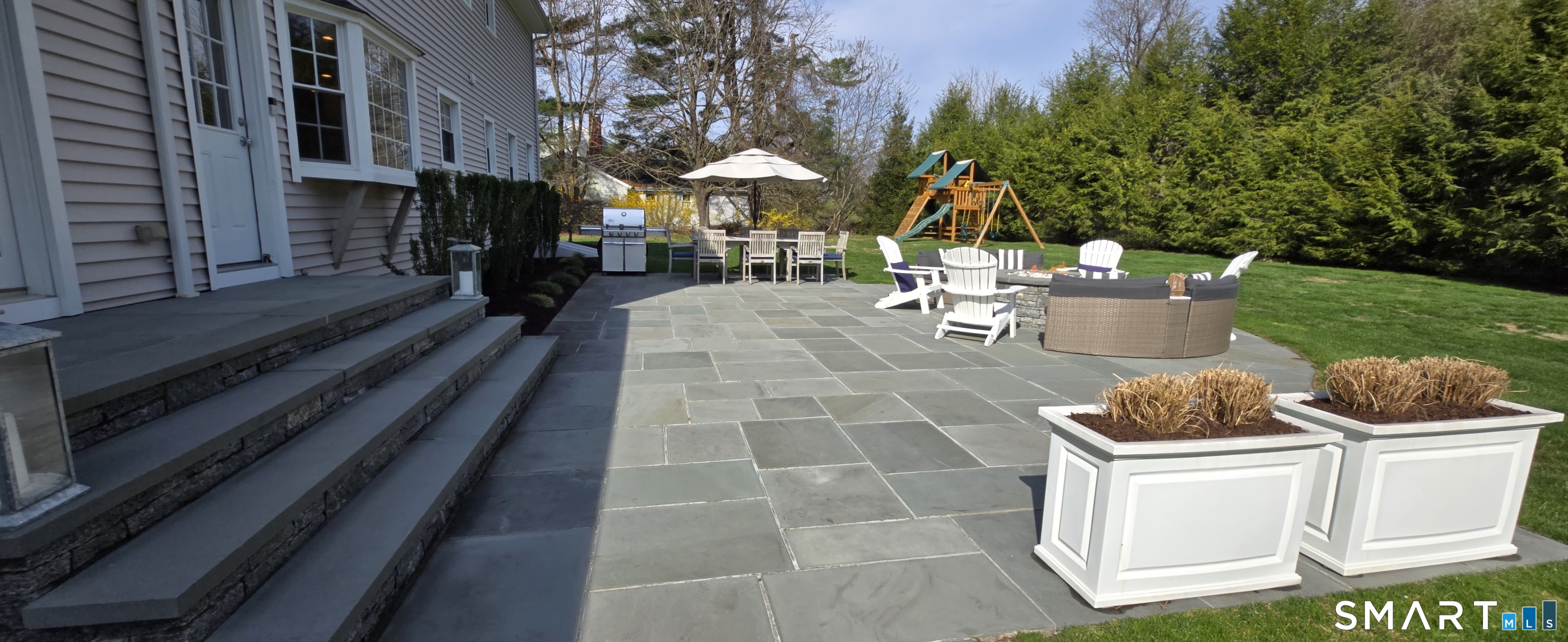 8 Scenic Hill Road Trumbull, CT 06611 - Photo 13 of 46