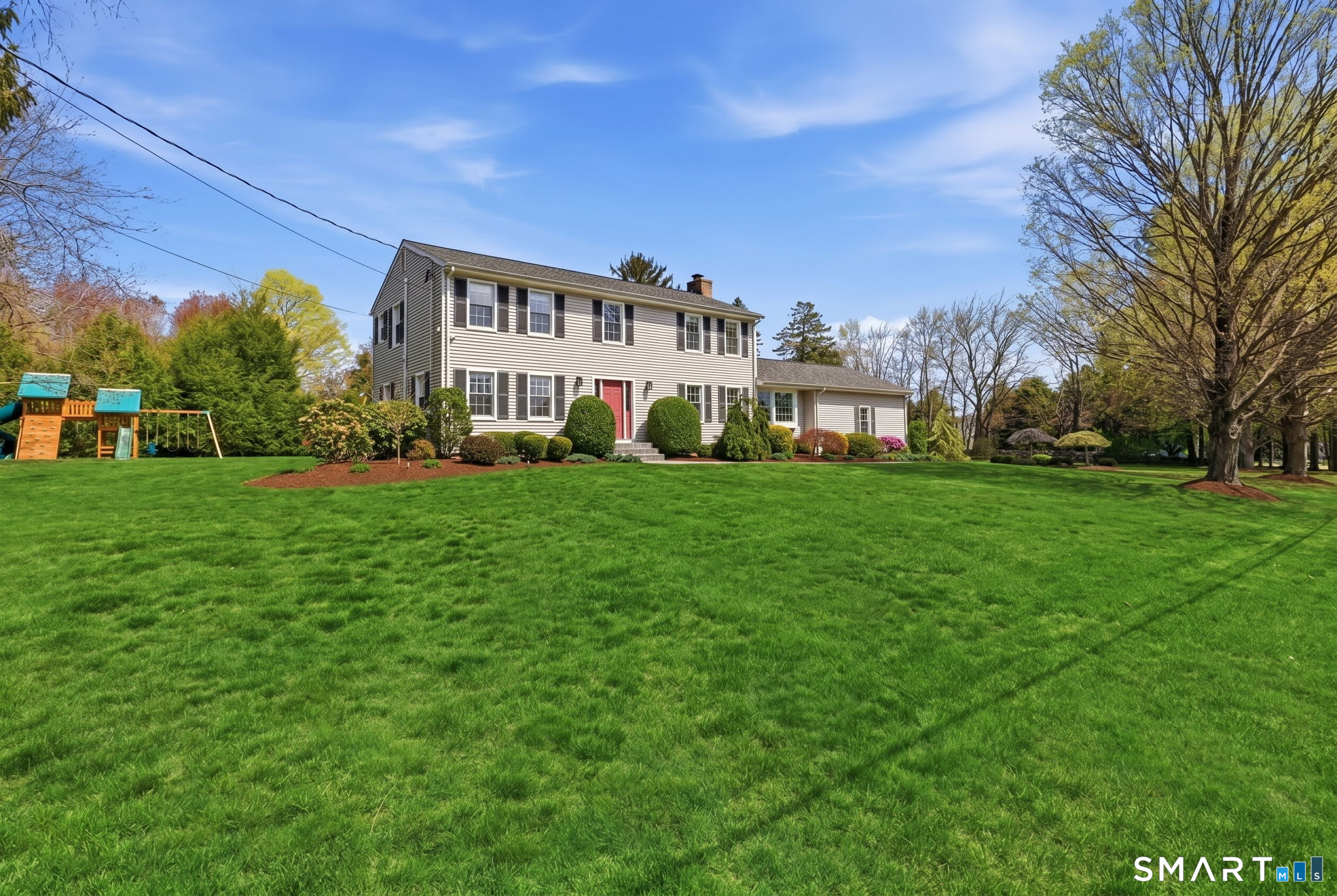 8 Scenic Hill Road Trumbull, CT 06611 - Photo 6 of 46