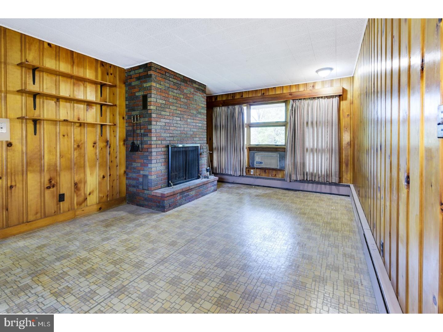 473 Fries Mill Road Franklinville, NJ 08322 - Photo 11 of 22 Family Room