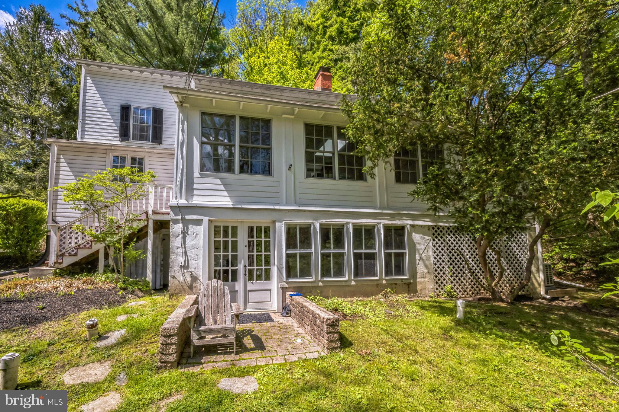 425 West Rose Tree Road Media, PA 19063 - Photo 2 of 34 A beautiful and historic home