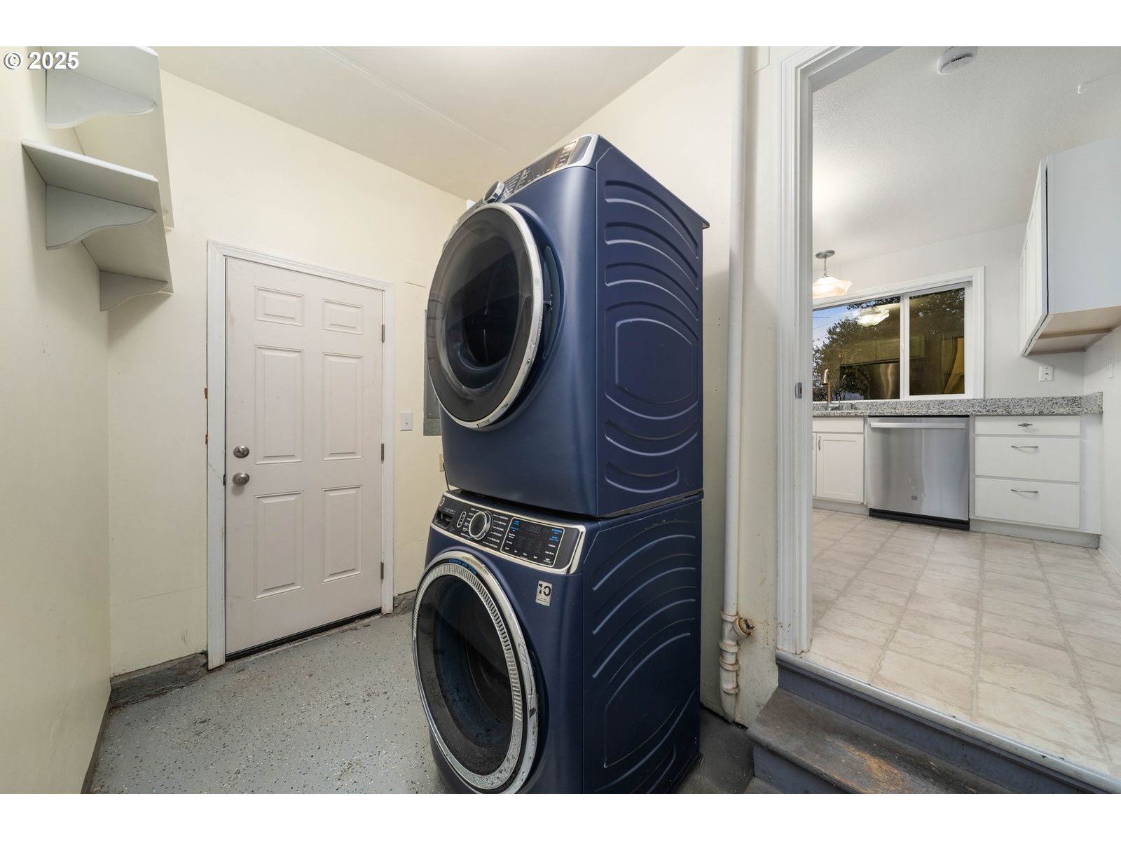 108 Northeast Whitney Street Camas, WA 98607 - Photo 37 of 48