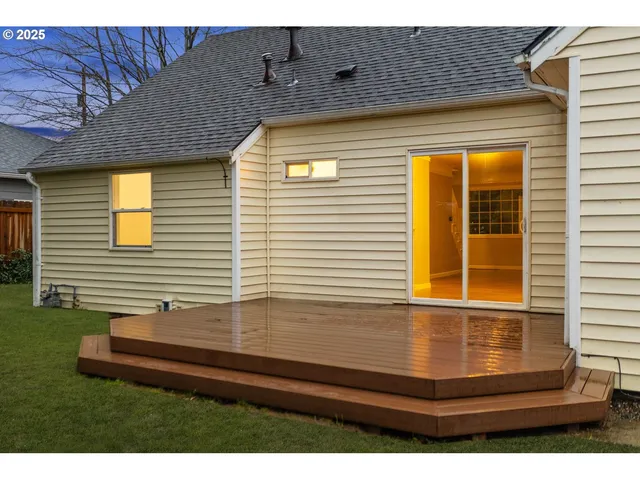 $495,000 | 108 Northeast Whitney Street, Camas, WA 98607