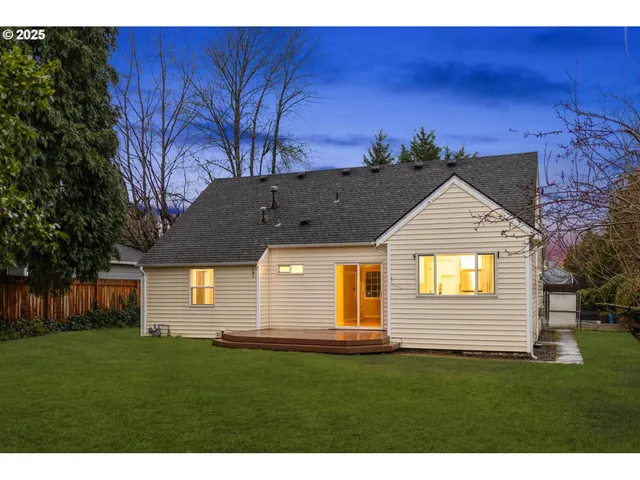 $495,000 | 108 Northeast Whitney Street, Camas, WA 98607