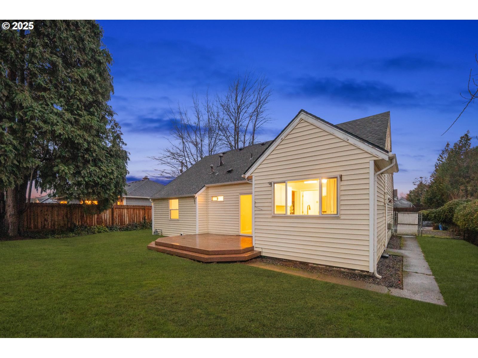 108 Northeast Whitney Street Camas, WA 98607 - Photo 47 of 48