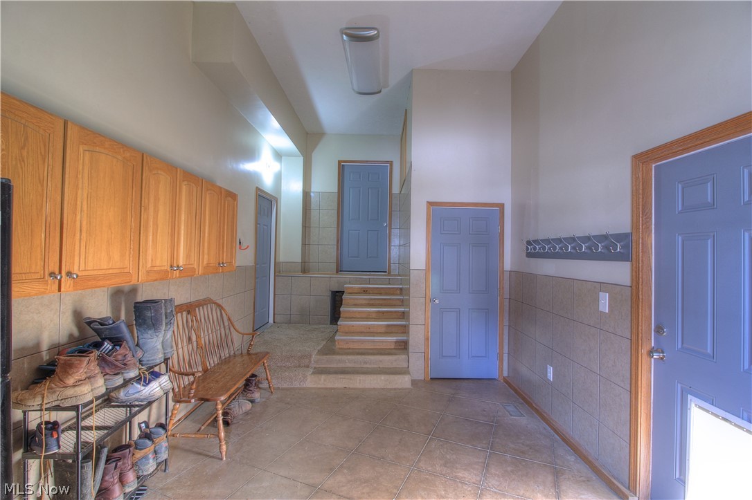 2387 Porter Road Atwater, OH 44201 - Photo 30 of 35 mudroom foyer