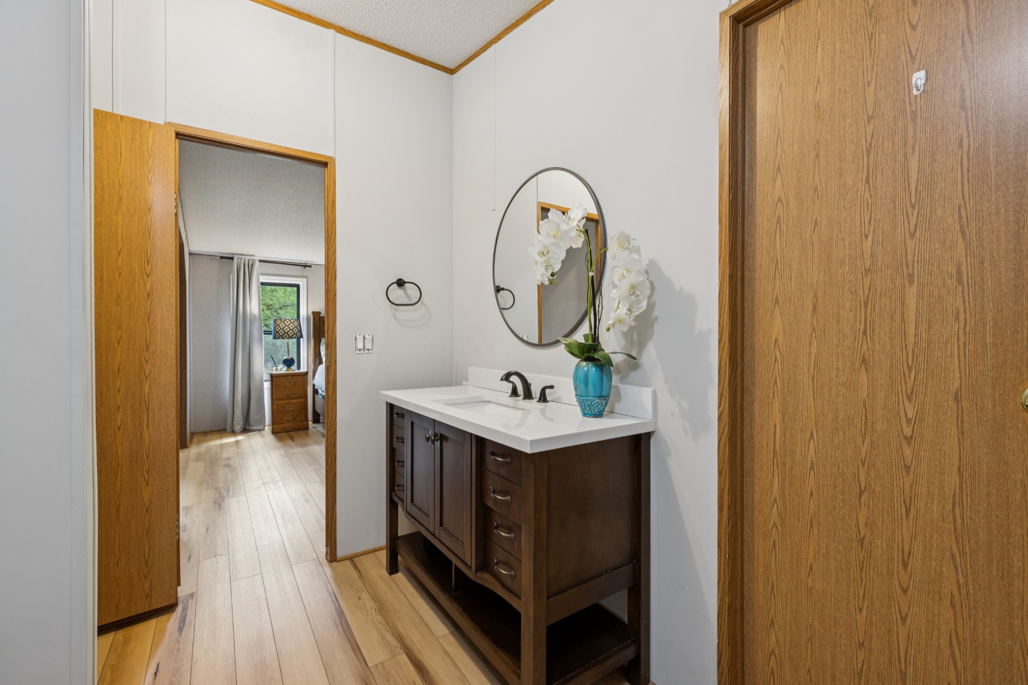 3680 Clark Road Lewisburg, TN 37091 - Photo 88 of 97 a view of a hallway with entryway