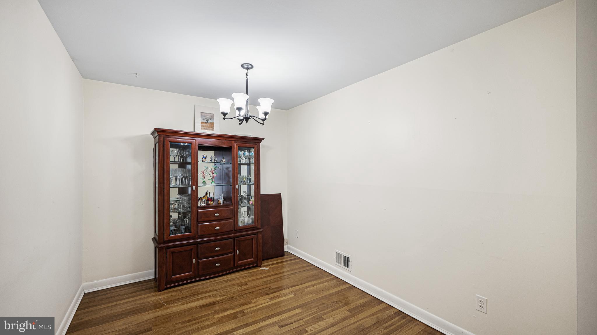 4412 Mahan Road Silver Spring, MD 20906 - Photo 22 of 46 Dining area upper level