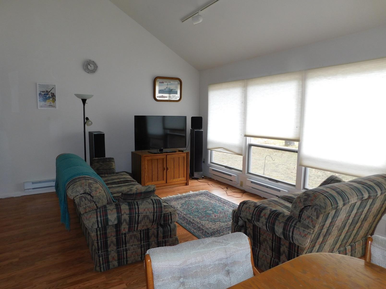 5017 Woodridge Road Lewiston, MI 49756 - Photo 4 of 15 Gallery Image 4