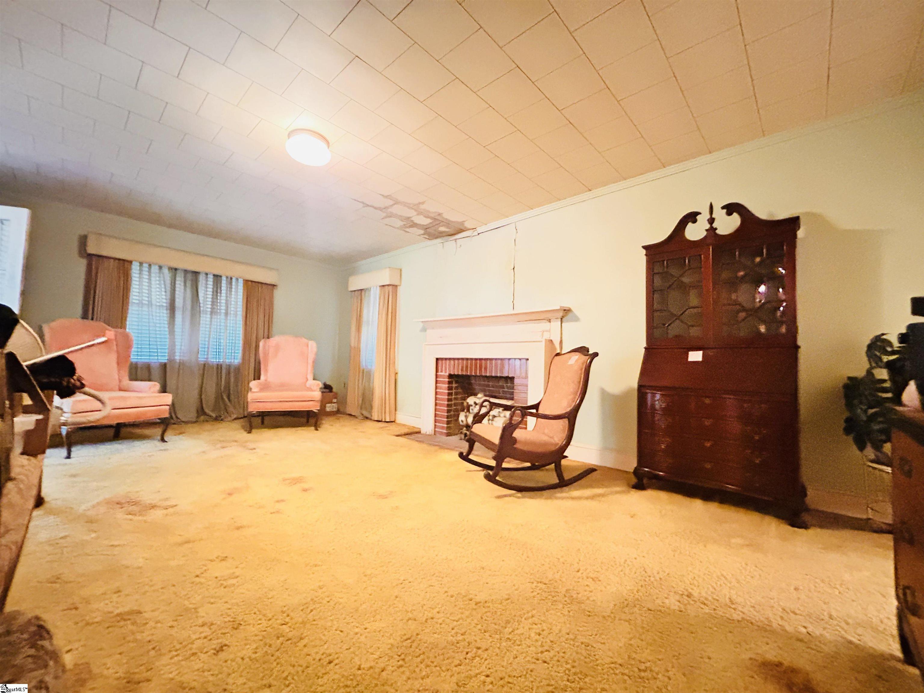 116 West Centennial Street Clinton, SC 29325 - Photo 6 of 16