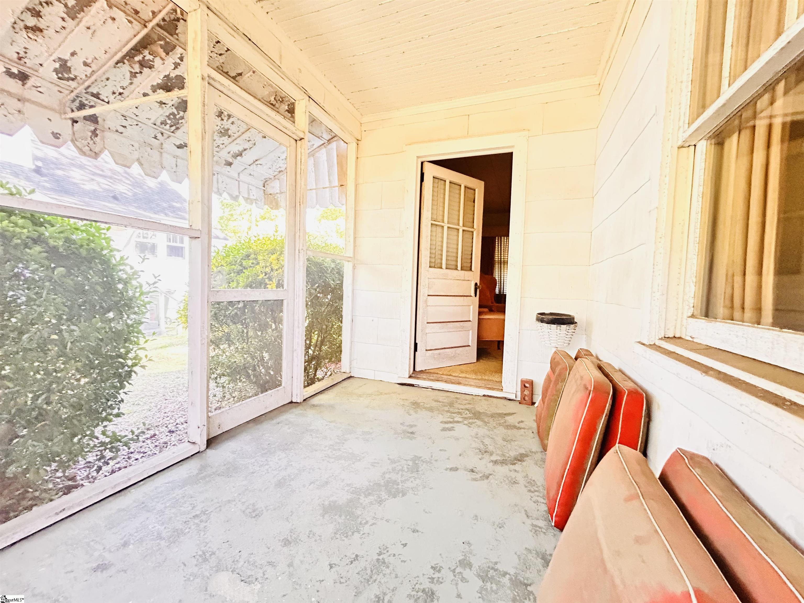 116 West Centennial Street Clinton, SC 29325 - Photo 10 of 16