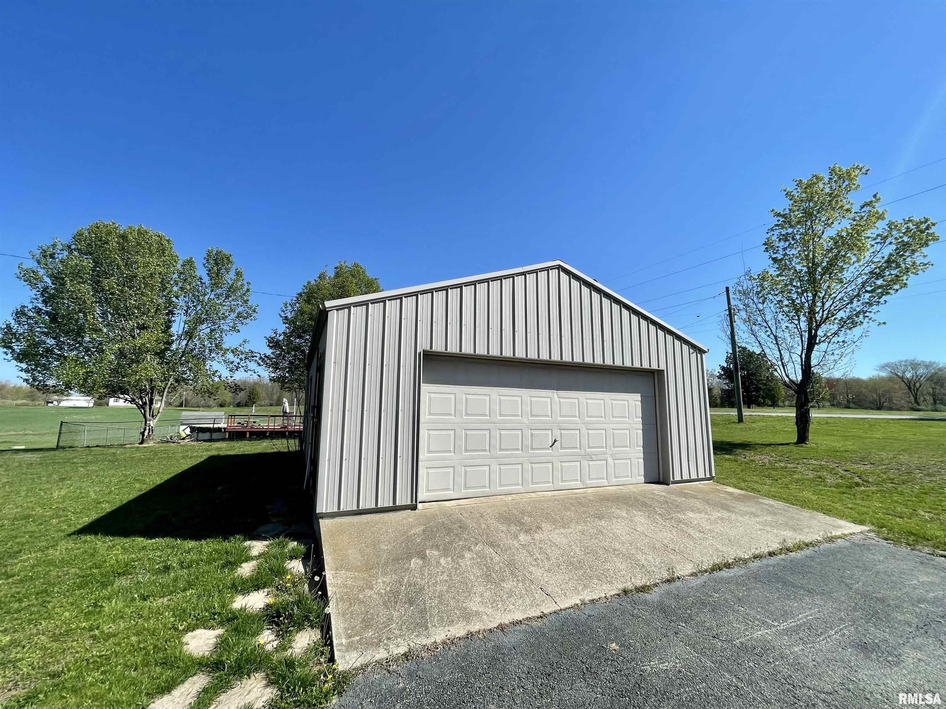 1630 Telephone Road Galatia, IL 62935 - Photo 12 of 14 Gallery Image 12