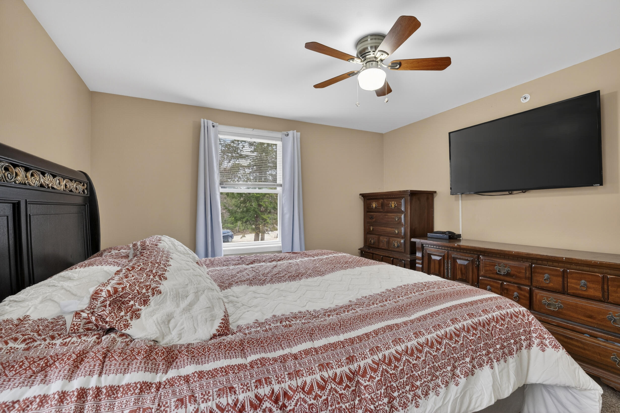 24 Shyannes Way Gorham, ME 04038 - Photo 20 of 61 23_24shyannes-16