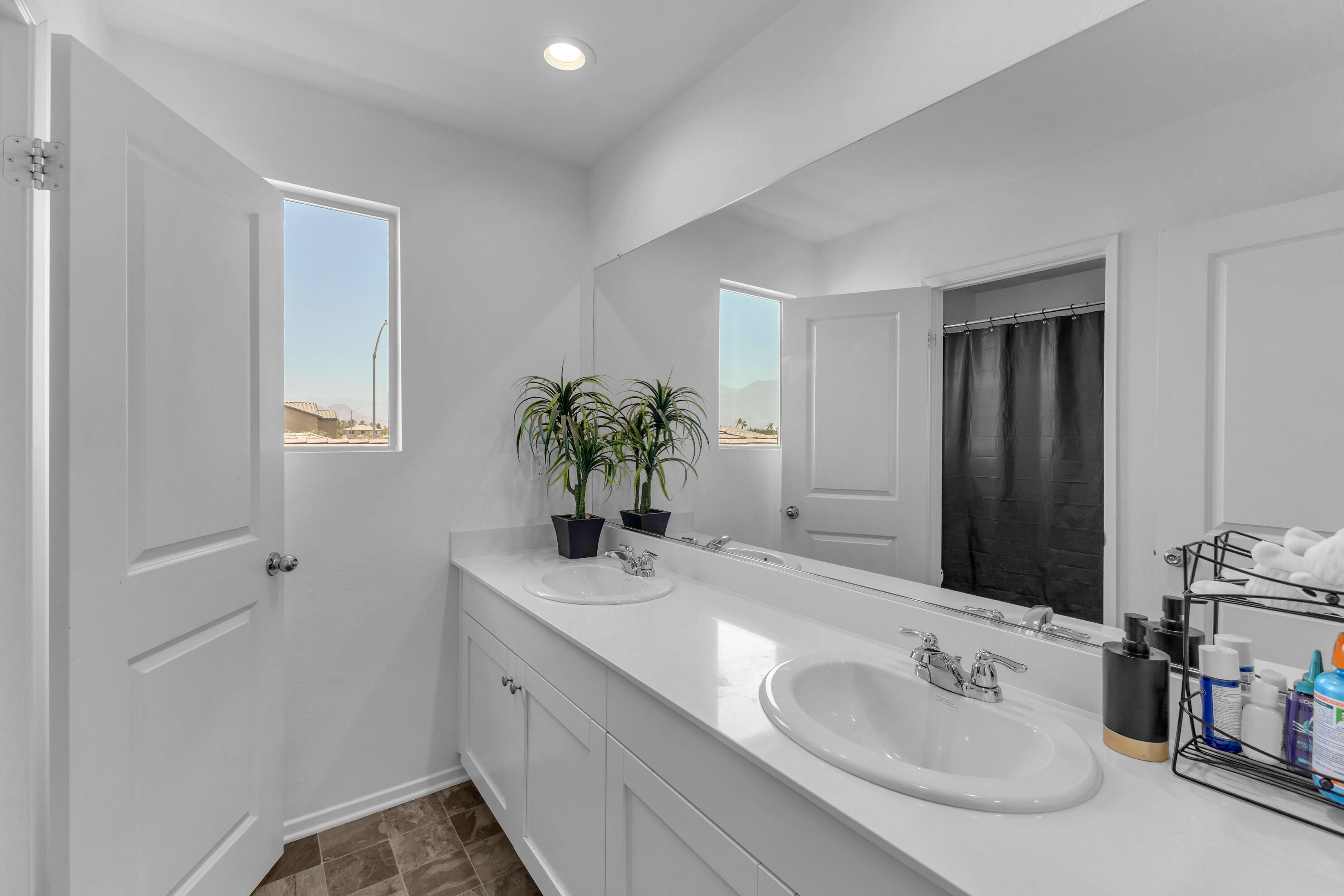 83920 Pyramid Rnch Drive Coachella, CA 92236 - Photo 17 of 28 Bath1