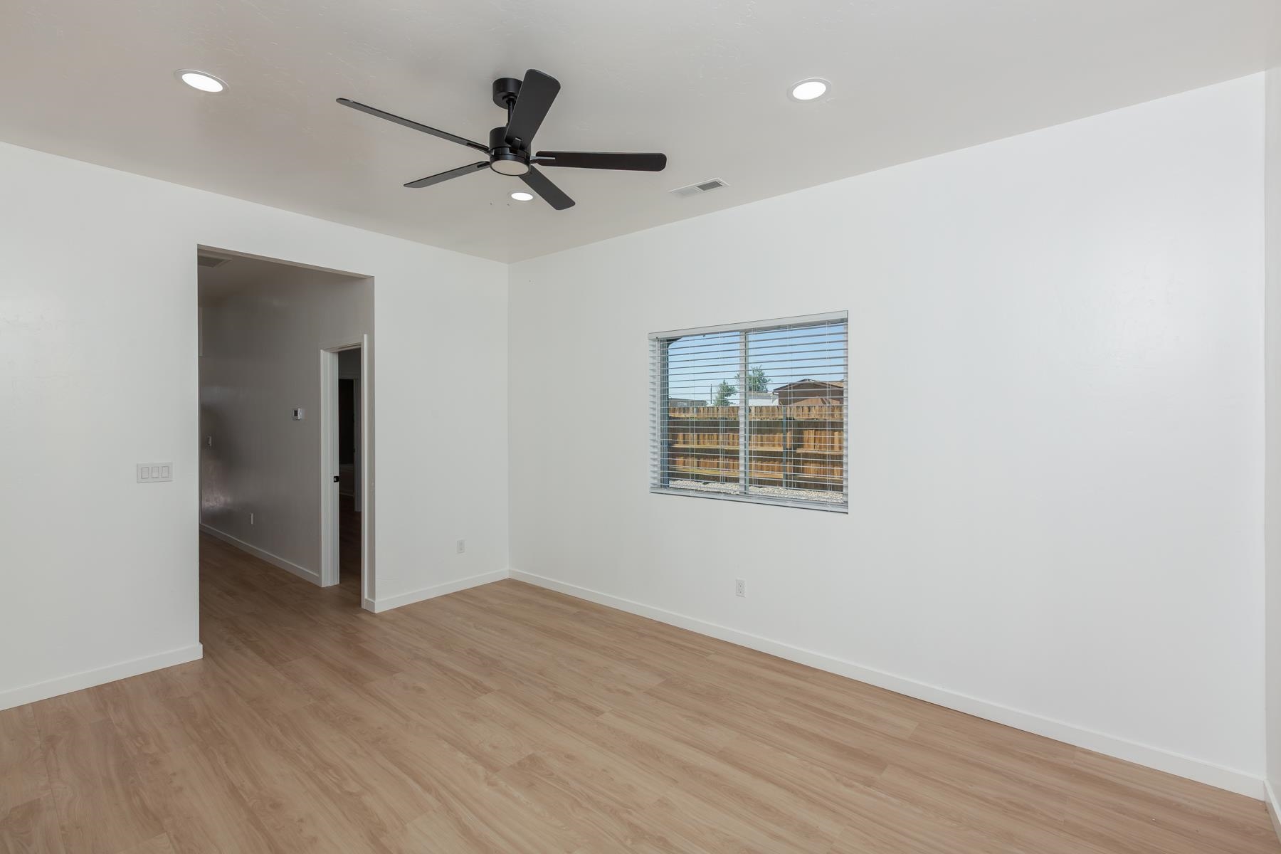 385 1/2 27 1/2 Road Grand Junction, CO 81501 - Photo 3 of 28