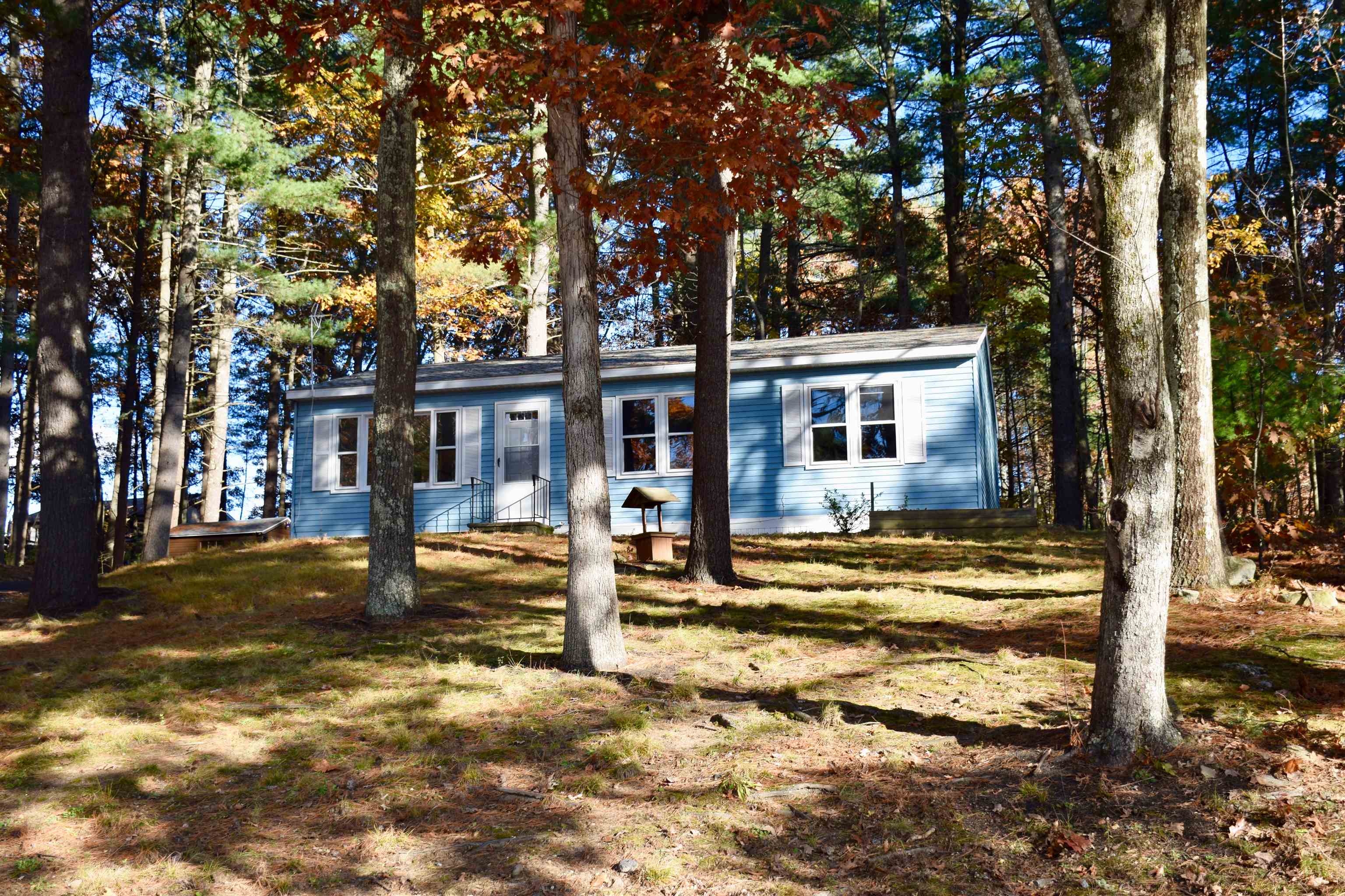 11 Burlington Road Nashua, NH 03062 - Photo 1 of 14 Gallery Image 1