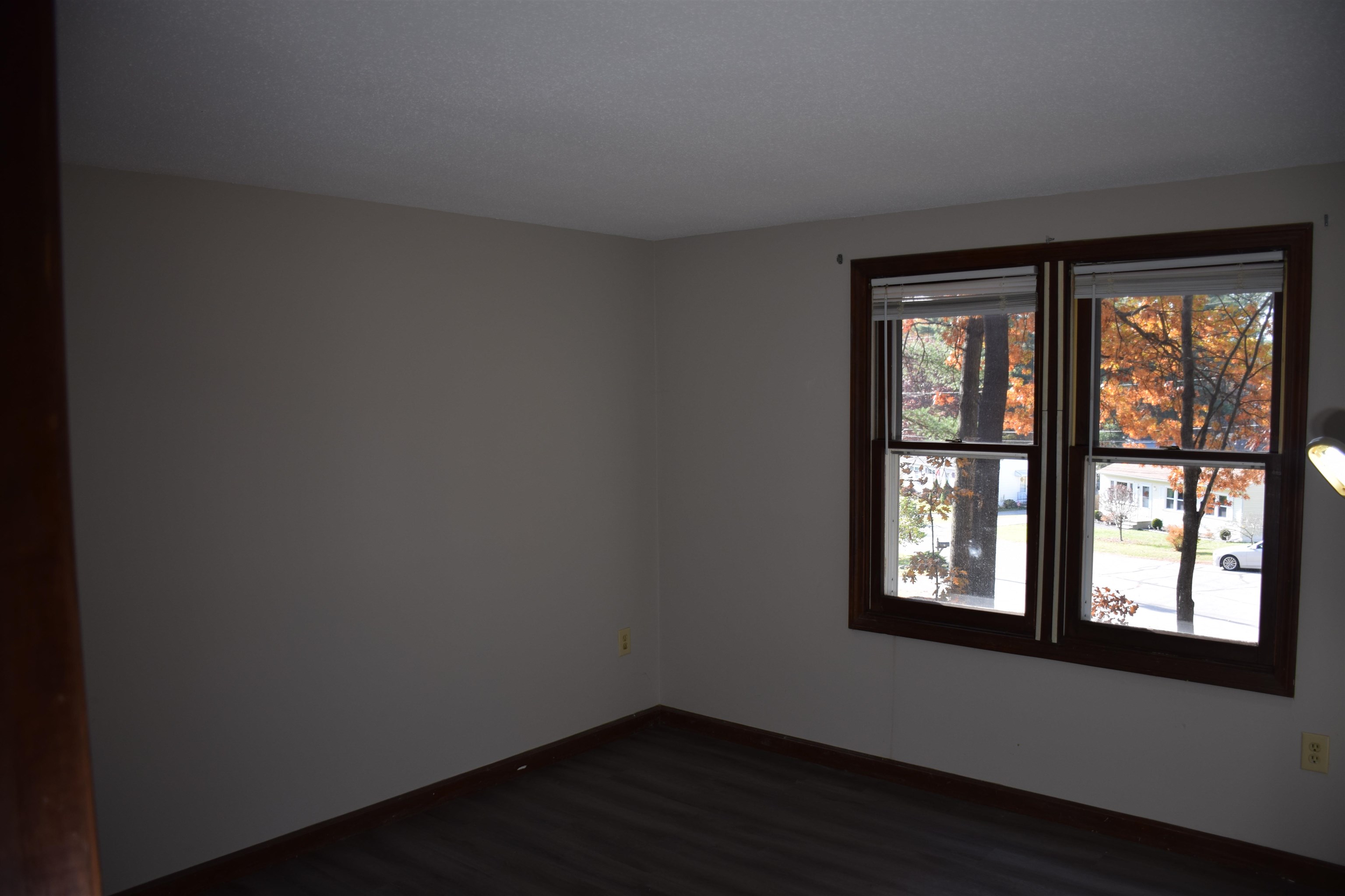 11 Burlington Road Nashua, NH 03062 - Photo 13 of 14 Gallery Image 13