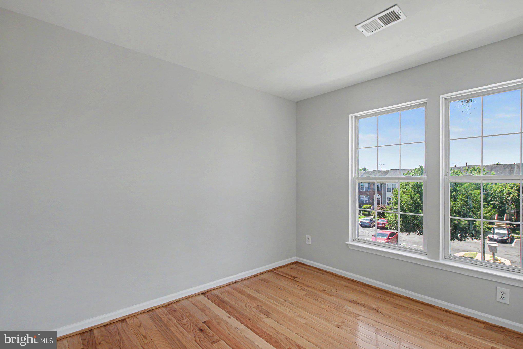 6388 Trips Way Springfield, VA 22150 - Photo 11 of 27