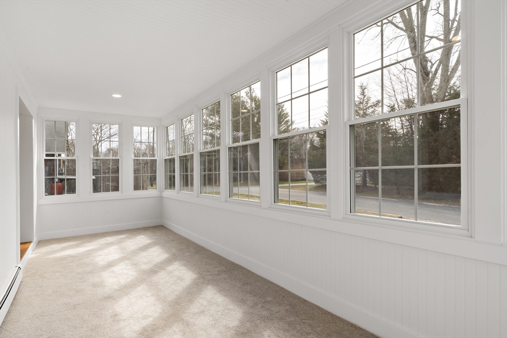 243 Chestnut Street Rehoboth, MA 02769 - Photo 15 of 42