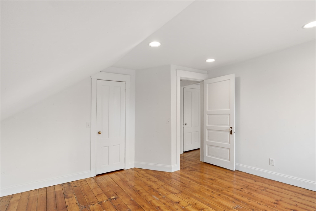 243 Chestnut Street Rehoboth, MA 02769 - Photo 23 of 42