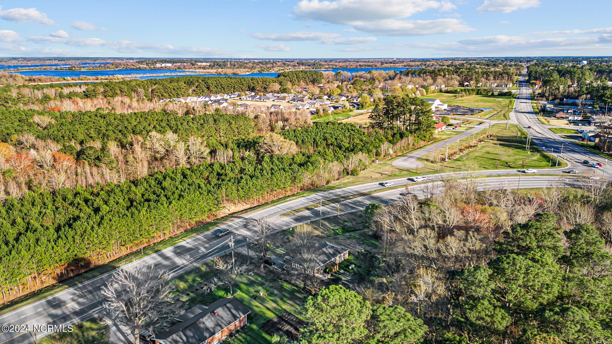 305 Washington Post Road New Bern, NC 28562 - Photo 31 of 34 15-web-or-mls-DJI_20240311174401_0154_D
