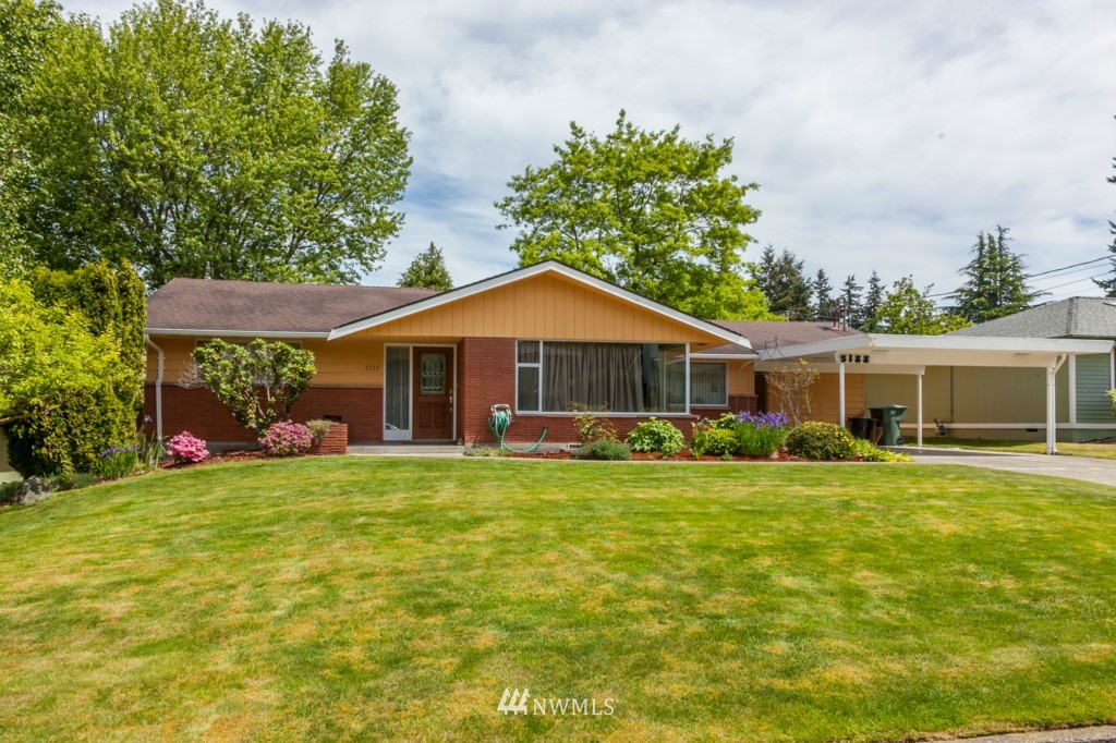 5133 West Highland Road Everett, WA 98203 - Photo 1 of 15