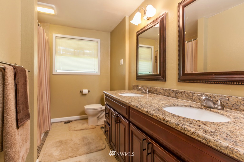 5133 West Highland Road Everett, WA 98203 - Photo 8 of 15