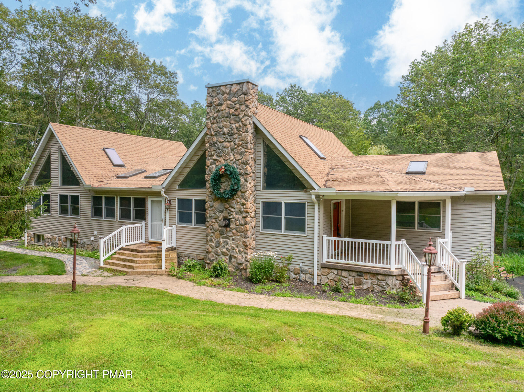 142 Bloss Road Canadensis, PA 18325 - Photo 109 of 109 Front Exterior