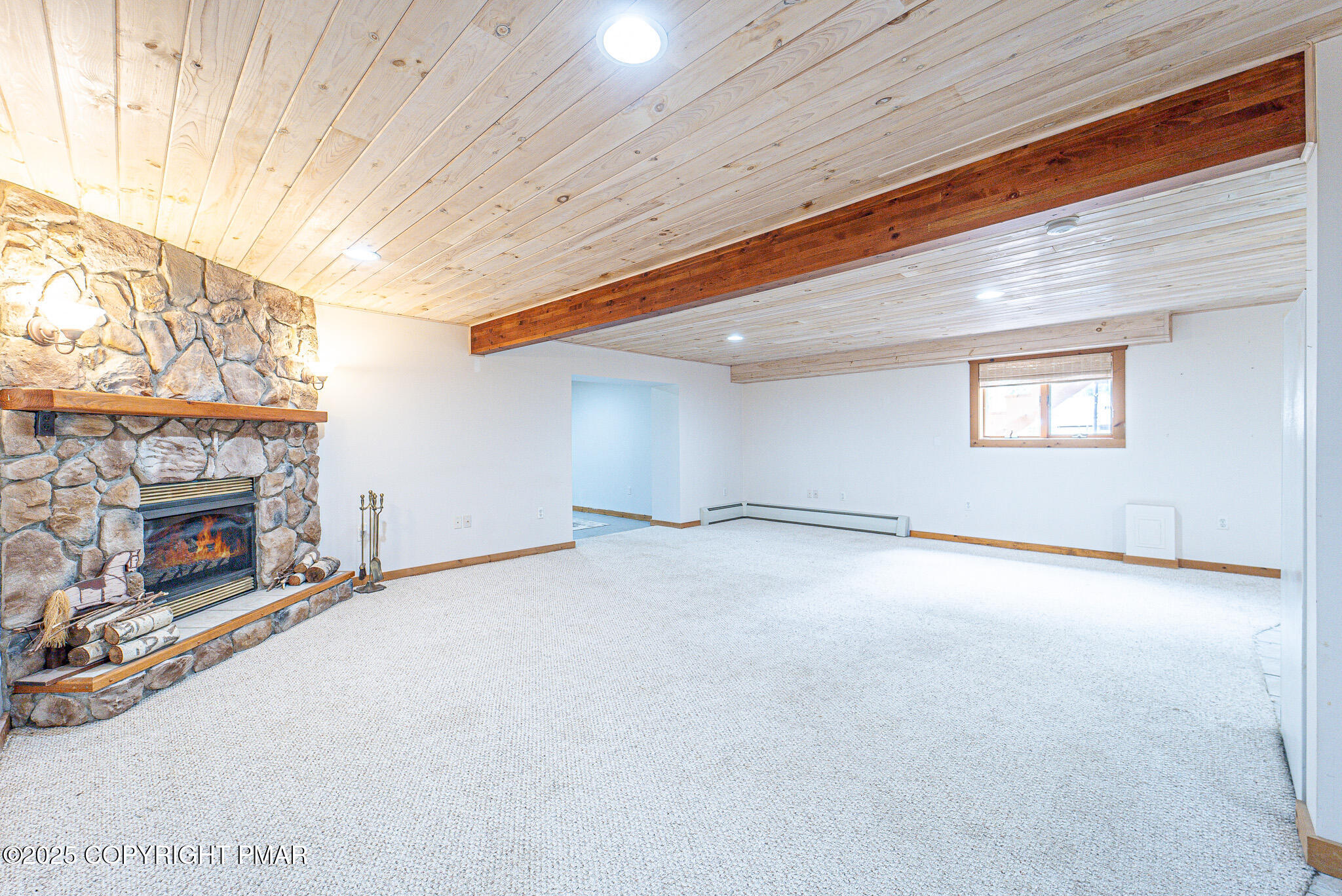 142 Bloss Road Canadensis, PA 18325 - Photo 37 of 109 Family Room
