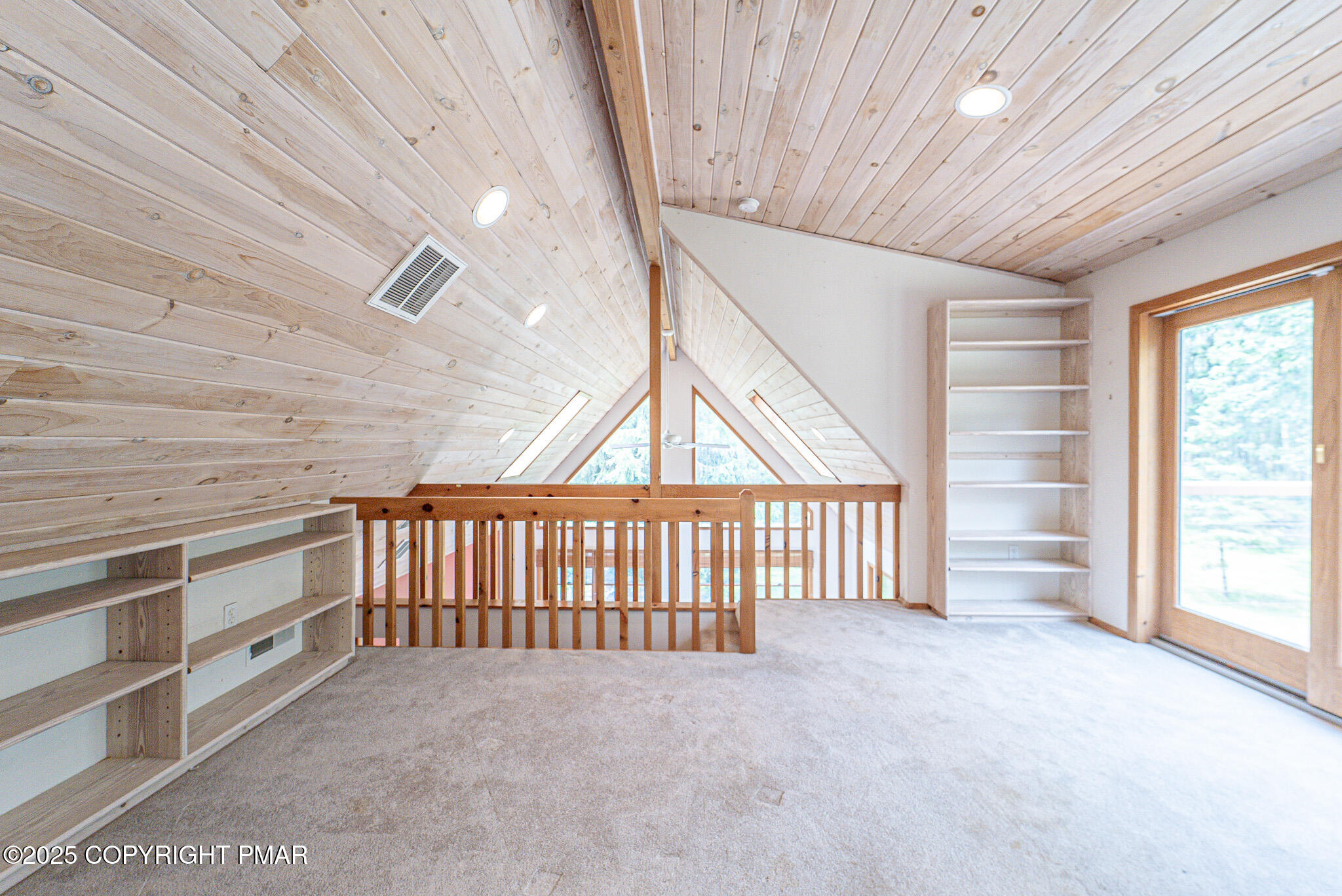 142 Bloss Road Canadensis, PA 18325 - Photo 60 of 109 Master Loft Office View 3