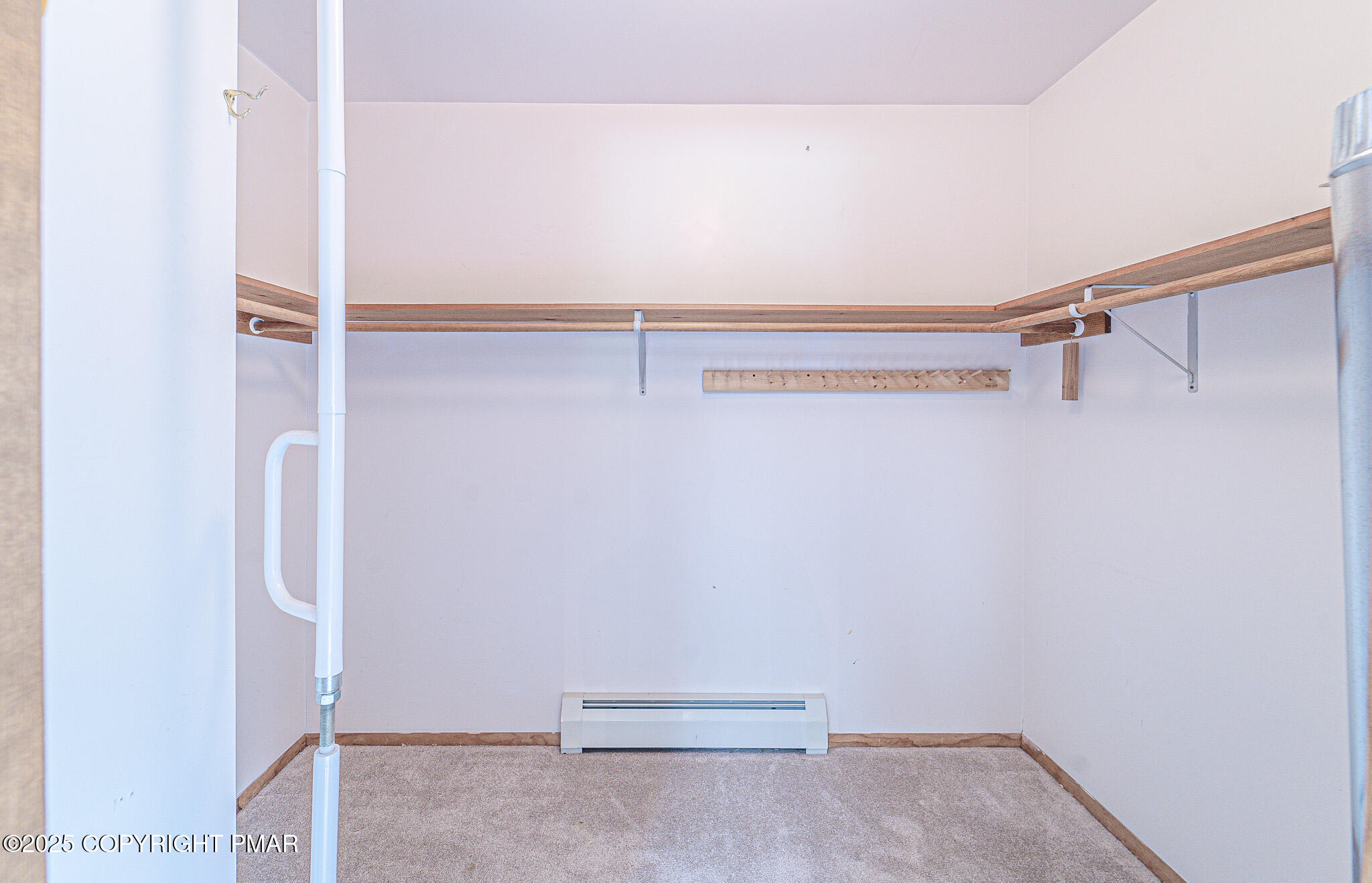 142 Bloss Road Canadensis, PA 18325 - Photo 67 of 109 a view of an empty walk in closet