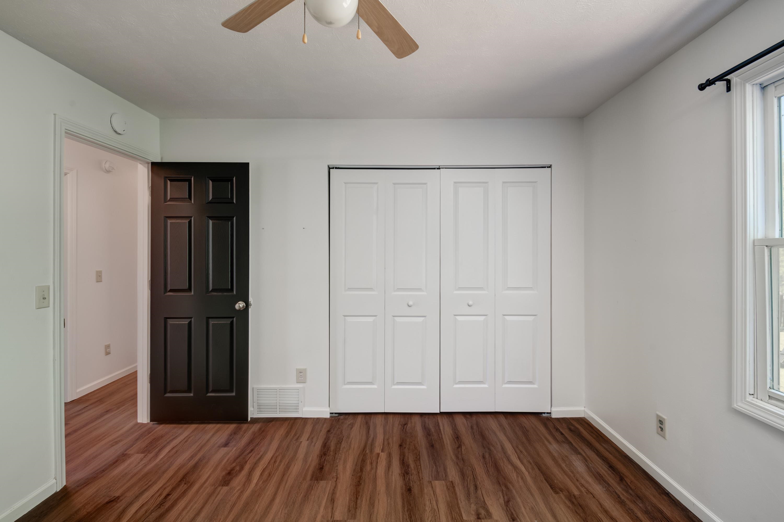 2575 Reily Court Traverse City, MI 49685 - Photo 8 of 37