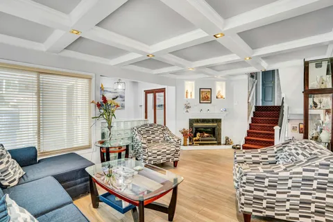 $699,000 | 20 Wiltshire Drive, Commack, NY 11725