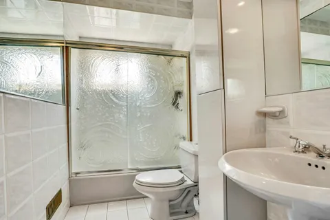 $699,000 | 20 Wiltshire Drive, Commack, NY 11725