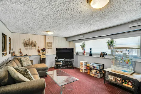 $699,000 | 20 Wiltshire Drive, Commack, NY 11725