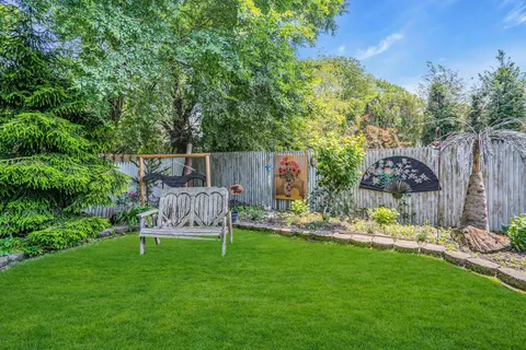 $699,000 | 20 Wiltshire Drive, Commack, NY 11725