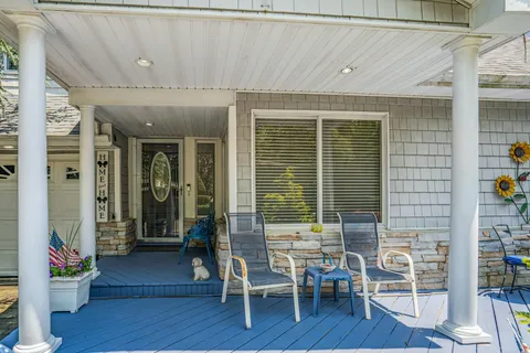 $699,000 | 20 Wiltshire Drive, Commack, NY 11725