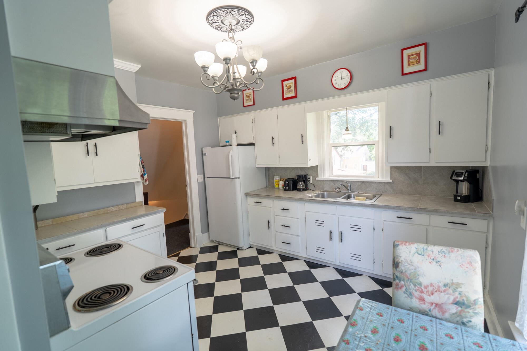 643 Park Beloit Wi 53511 Beloit, WI 53511 - Photo 15 of 33